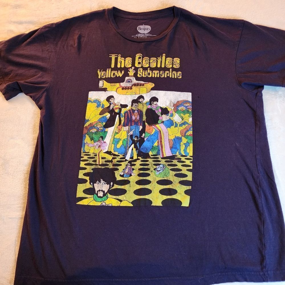 The Beatles 2020 Yellow Submarine Black Tshirt With Graphics Size XL